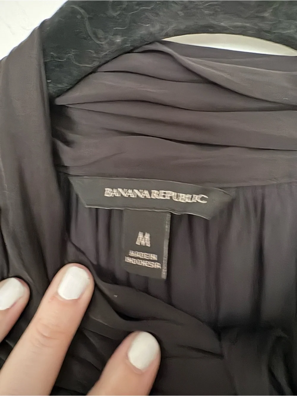 Banana Republic Black Blouse With Bow - Picture 3 of 4